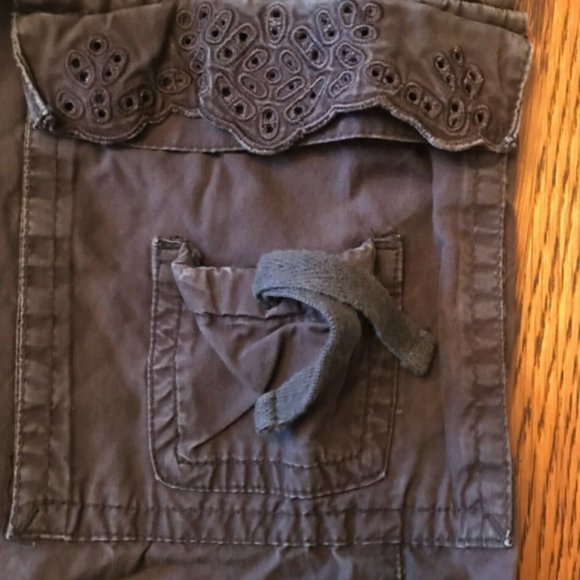 Old Navy Lace Trimmed 7-Pocket Pants 100% Cotton Adjustable Waist - Picture 2 of 3